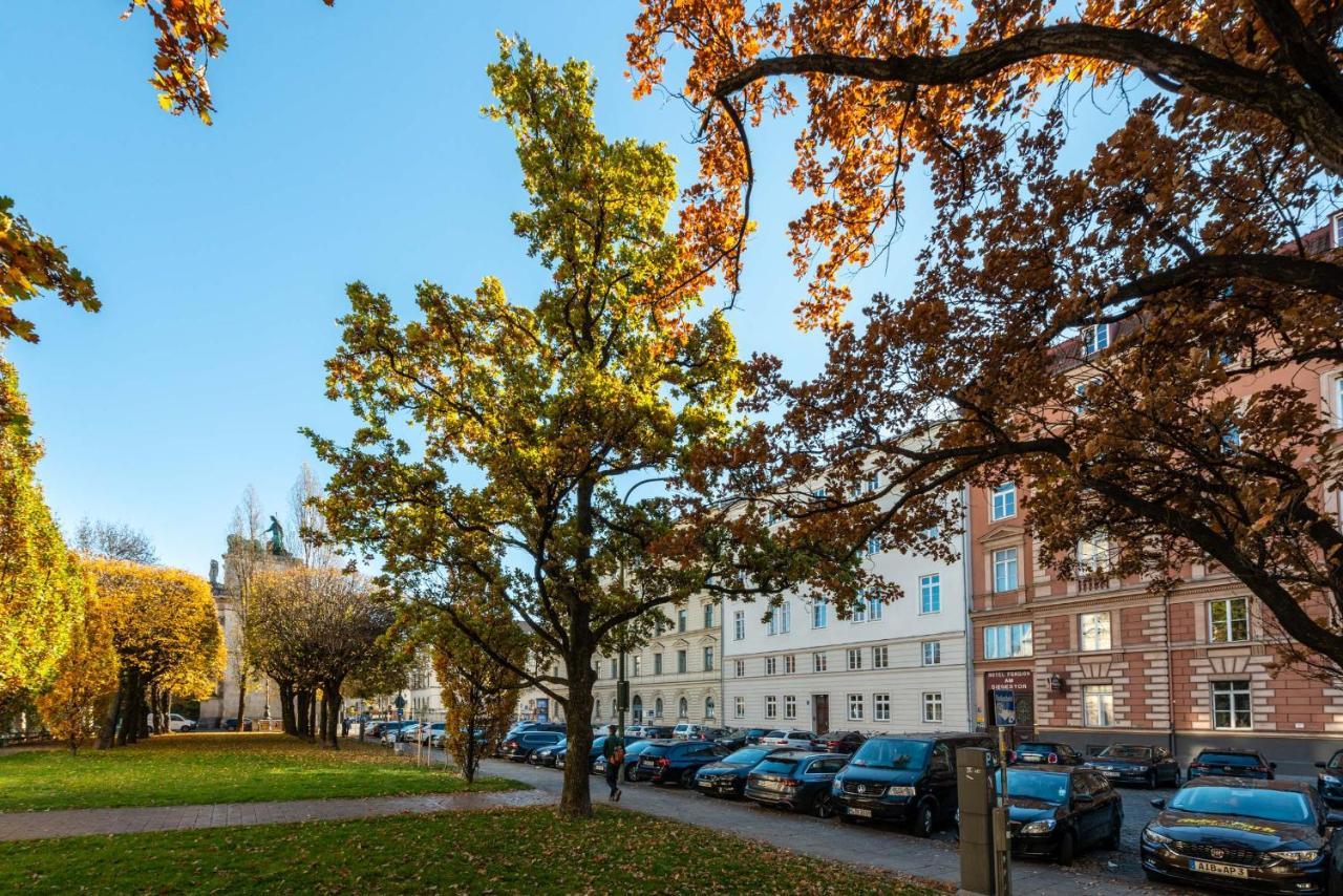 Hotel-Pension Am Siegestor Munich Exterior photo